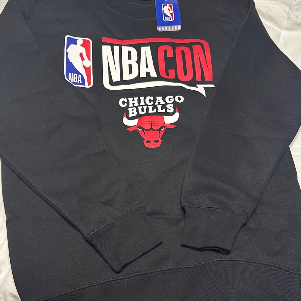 NBA Chicago Bulls Black and Red Crewneck Sweater